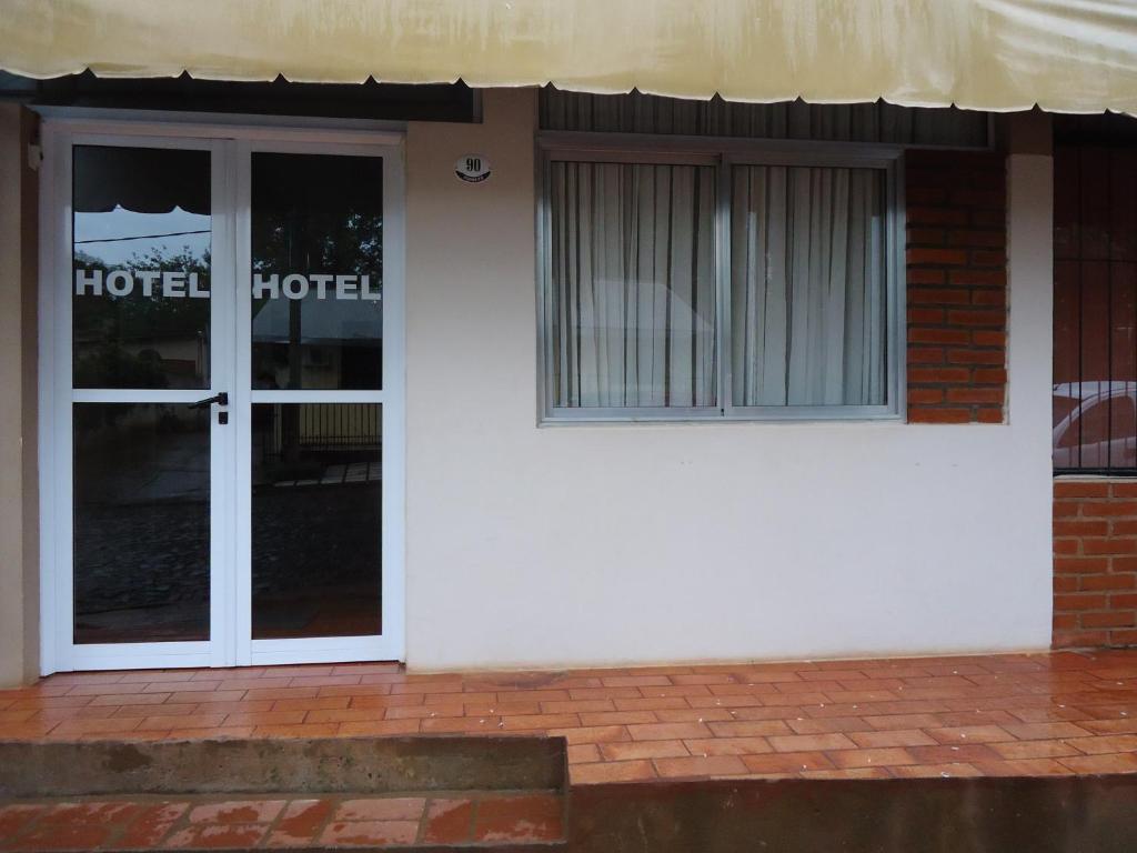 Hosteria Mola Hotel Puerto Iguazu Bagian luar foto